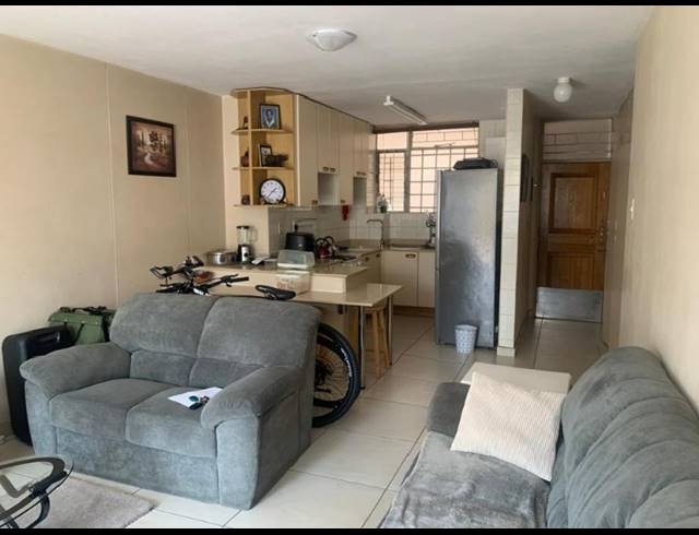 2 BEDROOM APARTMENT FOR SALE IN ARCADIA
